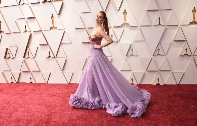 le trao giai oscar 2022 tung bung man khoe sac cua cac sao hollywood hinh 15