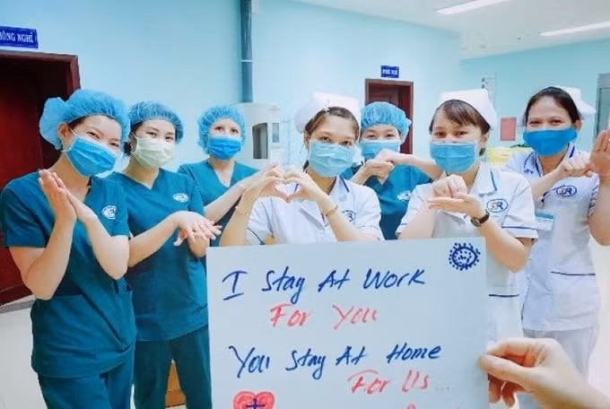 chuyen covid 19 ra khoi benh truyen nhiem nhom a som ngay nao tot ngay ay hinh 1