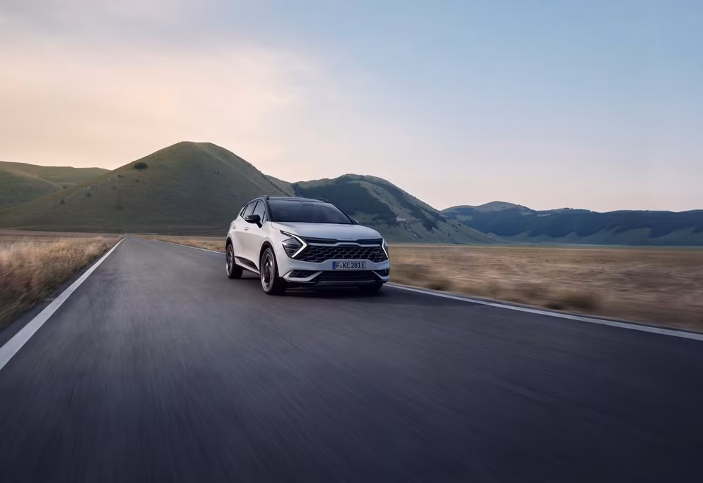 kia sportage 2022 ban sieu tiet kiem nhien lieu ra mat tai anh gia tu 50100 usd hinh 2
