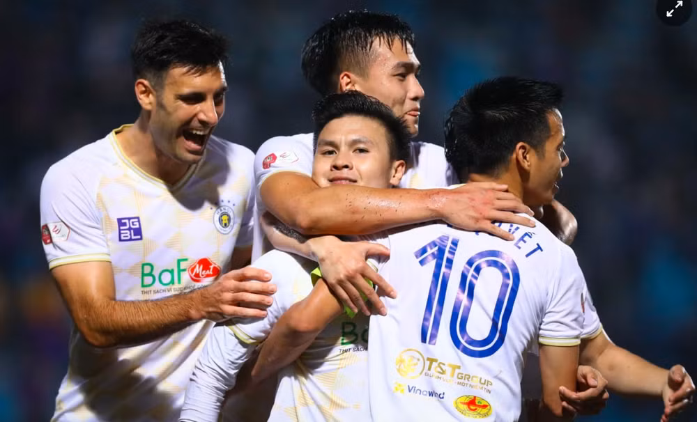 clb ha noi xac nhan chinh thuc chia tay tien ve nguyen quang hai hinh 7