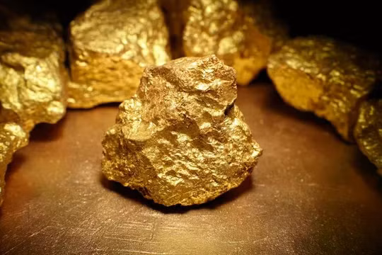 Vàng thủng mốc quan trọng nhưng chu kỳ tăng giá chưa kết thúc