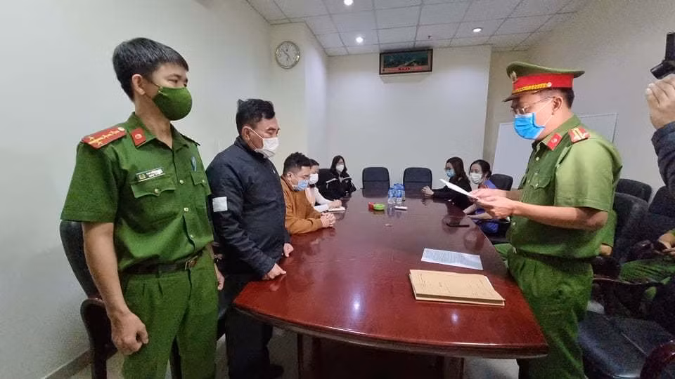 bat tong giam doc cong ty cp dau tu phat trien nha da nang hinh 1