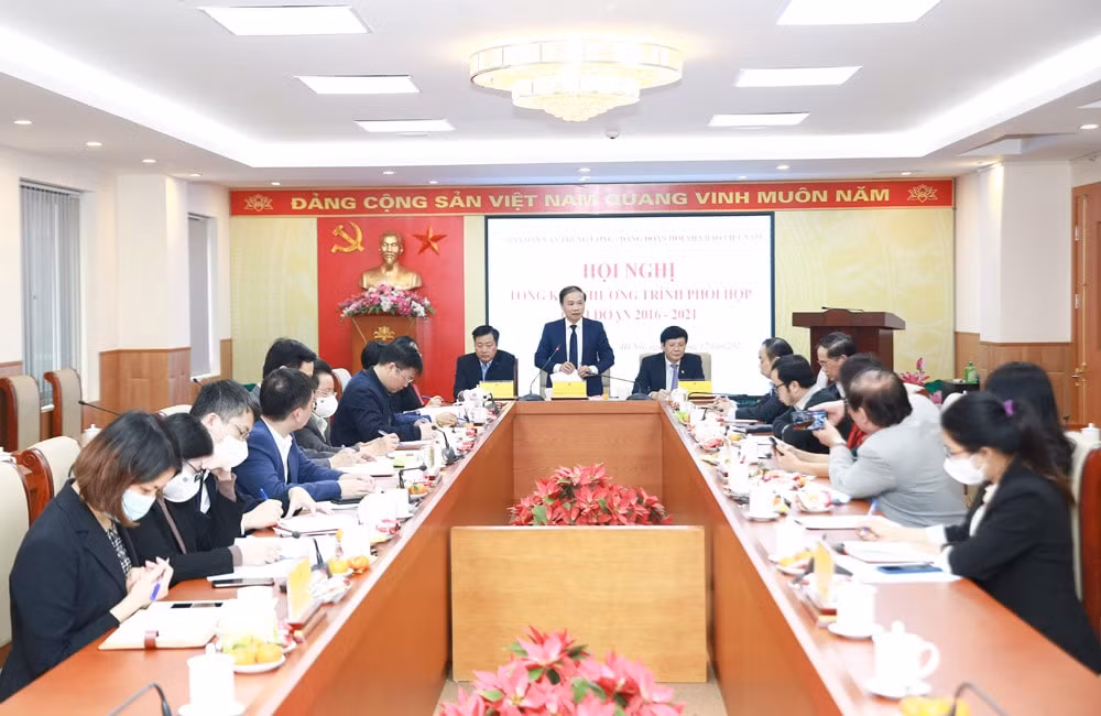 tiep tuc doi moi nang cao hieu qua phoi hop giua ban dan van trung uong va dang doan hoi nha bao viet nam hinh 2