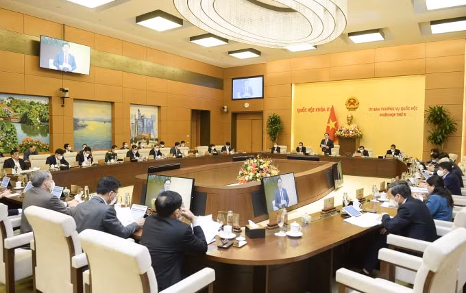som trinh quoc hoi xem xet quyet dinh cac van de cap bach can thiet hinh 2