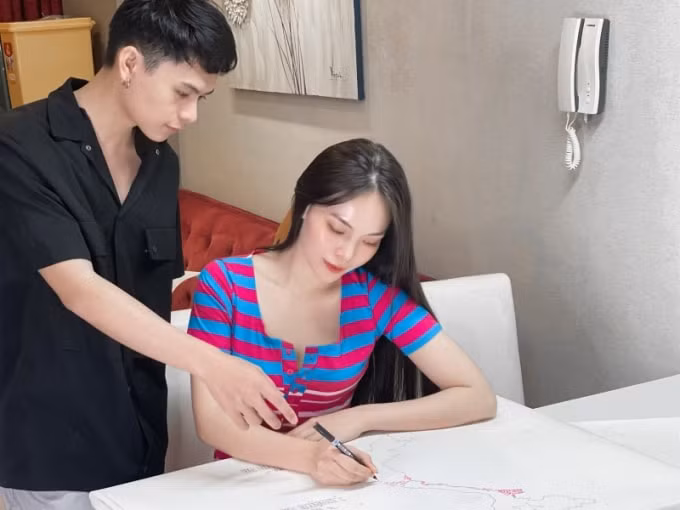 hoang huong ly dua ban do viet nam den voi cuoc thi hoa hau du lich quoc te 2021 hinh 5