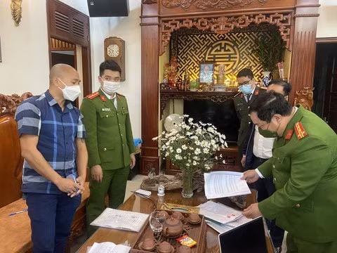bat giu anh em ruot cho vay lai cat co hon 1000 nam hinh 1