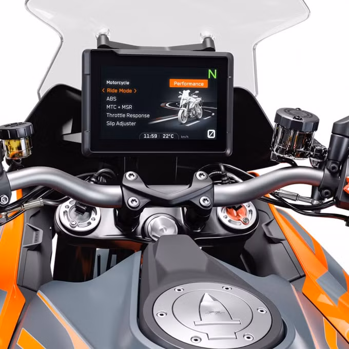 ktm 1290 super duke gt 2022 duoc bo sung hang loat cong nghe ho tro nguoi lai hinh 6