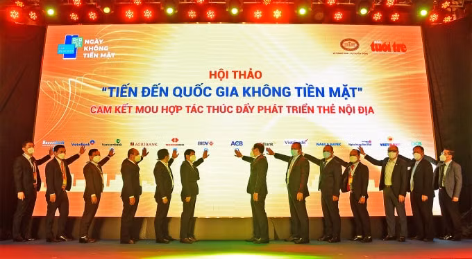vietcredit hop tac napas thuc day phat trien the tin dung noi dia hinh 1