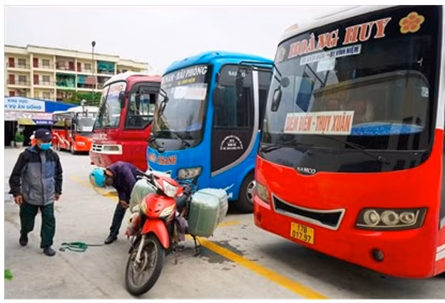 tuyen xe buyt hue da nang hoat dong tro lai tu 10 12 hinh 1