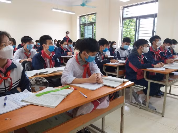 hon 50 hoc sinh hoc truc tuyen giao duc van dang lam chu tran dia hinh 2