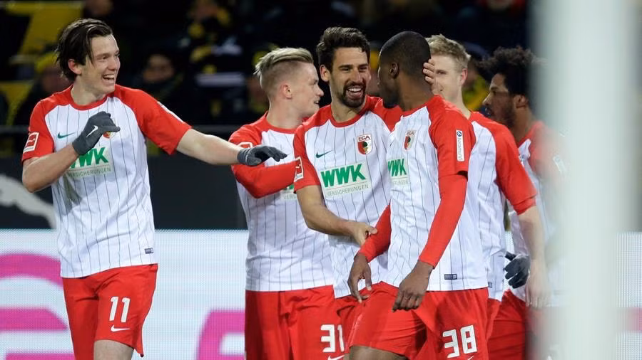 nhan dinh tran augsburg vs bochum 21h30 ngay 4 12 hinh 1