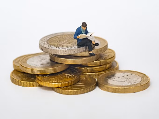 gia bitcoin hom nay 2 12 du doan tich cuc vao thang 12 hinh 1