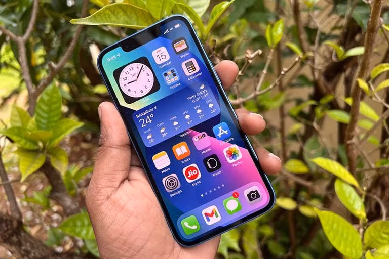 hang boe cung cap 50 trieu man hinh oled cho apple vao nam 2022 hinh 1