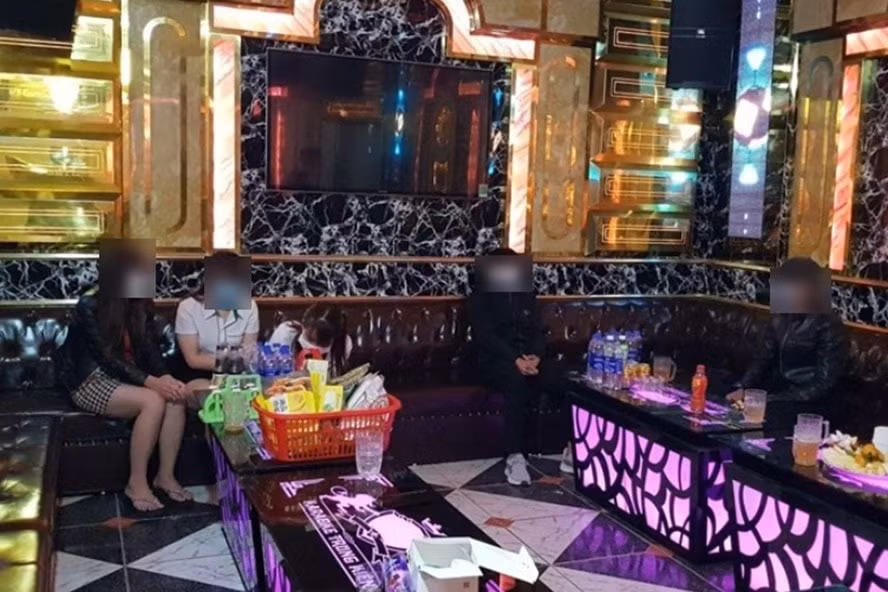 bac giang xu phat 12 truong hop hat karaoke chui 37 trieu dong hinh 1