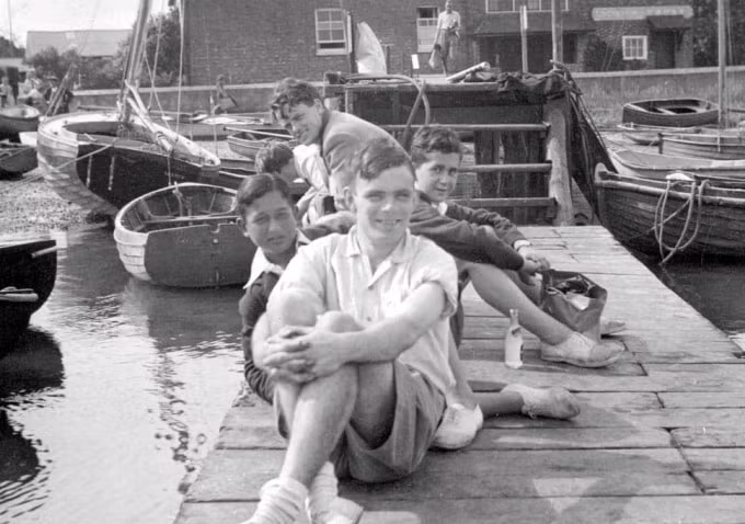 Alan Turing thời còn trẻ. Ảnh: The Independent.