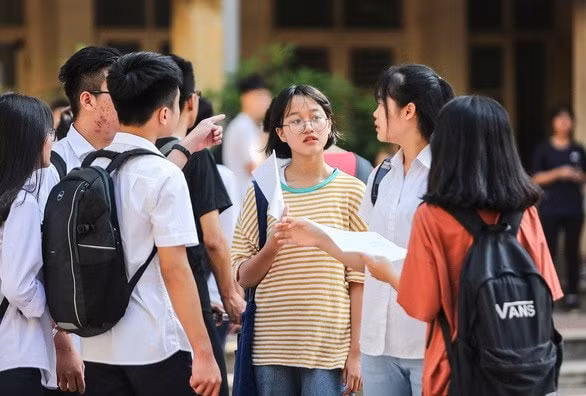 ỷ lệ tốt nghiệp THPT năm 2019 giảm hơn so với năm 2018. Ảnh: TL