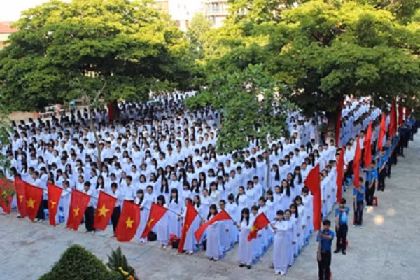 Bộ GDDT yêu cầu tập trung ứng phó, khắc phục hậu quả mưa lũ do Bão số 3 để sẵn sàng đón học sinh vào năm học mới (Ảnh minh họa)