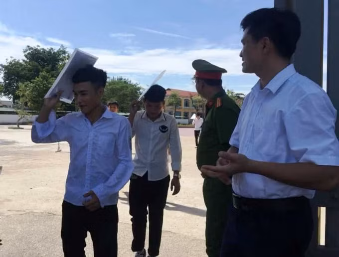 Ngày thi đầu tiên của kỳ thi THPT quốc gia ở cụm thi Nghệ An, Hà Tĩnh đã diễn ra an toàn.