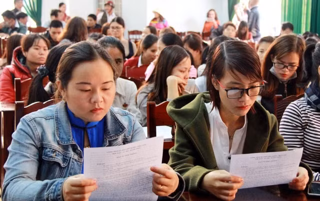Hà Nội công bố tiêu chí xét tuyển giáo viên lâu năm. Ảnh minh họa