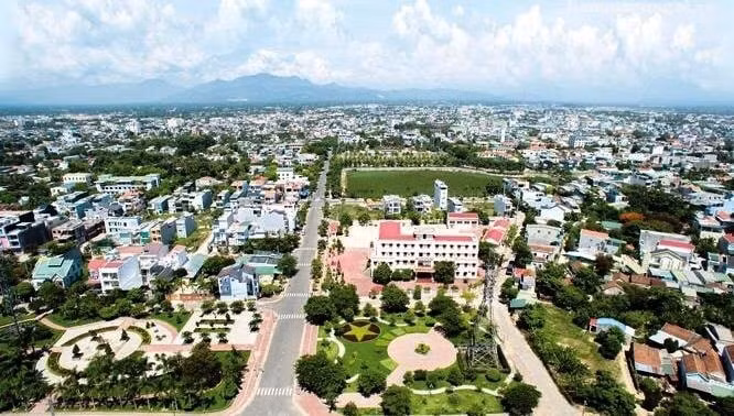 Thành phố Quảng Ngãi từ trên cao.