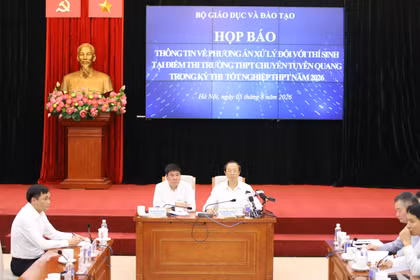 328 thí sinh điểm thi THPT chuyên Tuyên Quang sẽ bị huỷ bài và thi lại tất cả các môn từ ngày 14-15/8
