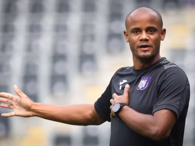Khẳng định tình yêu với Anderlecht, Vincent Kompany từ chối trở lại Man City làm trợ lý cho Pep Guardiola. Ảnh: Anderlecht FC