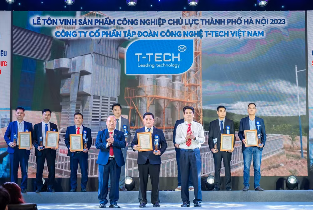 tien si nguyen dinh trong nguoi kien tao cong nghe xu ly rac thai made in vietnam hinh 4