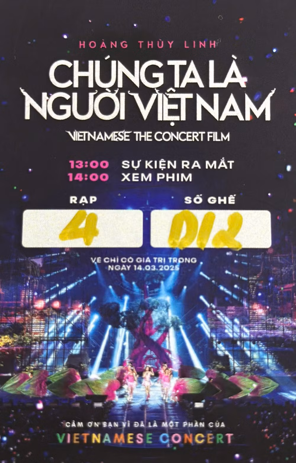 hoang thuy linh ra mat phim chung ta la nguoi viet nam hinh 2
