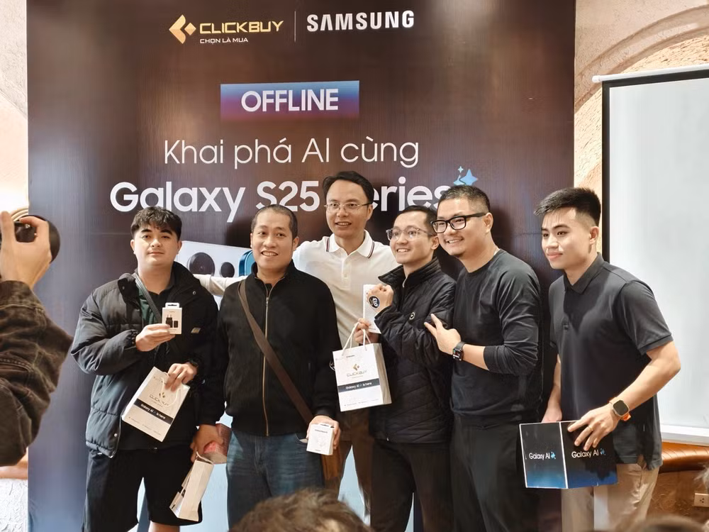 clickbuy sam galaxy s25 ultra kem bao hanh vip 1 doi 1 hinh 2