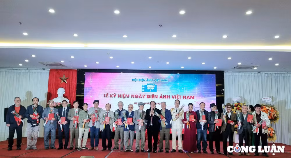 ton vinh nhung nghe sy nguoi lam phim nhan ngay dien anh cach mang viet nam hinh 1