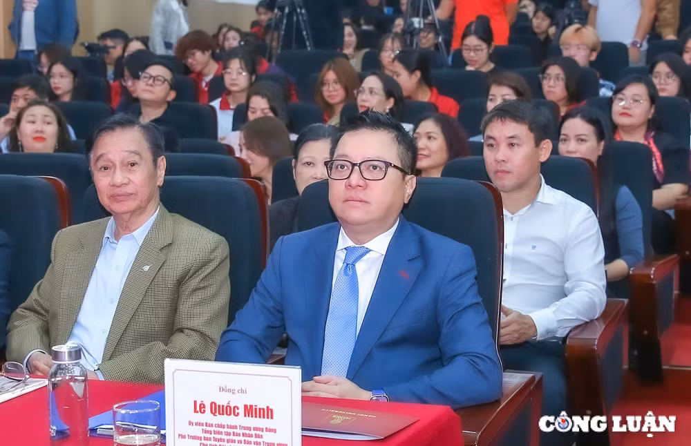 cuoc thi viet cha va con gai khoi day nhung gia tri nhan van gia tri cua gia dinh hinh 1