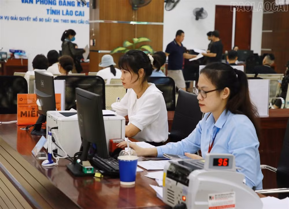 xu ly manh hanh vi lang phi nhung khong lam mat di dong luc phan dau cua can bo dam doi moi hinh 1