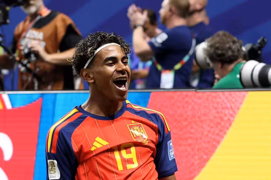 Nhật ký World Cup 22/6: Tây Ban Nha và Ai Cập đoạt ngôi đầu, chờ Argentina và Pháp giành vé sớm