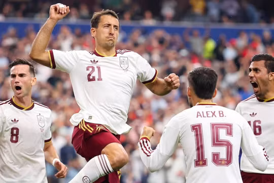 Xuất sắc đánh bại Pháp, Tây Ban Nha vào chung kết World Cup 2026