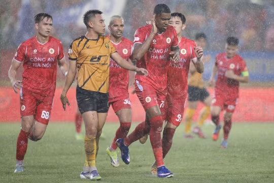 Đánh bại Thanh Hóa, CAHN lên ngôi vô địch V.League sớm 3 vòng đấu