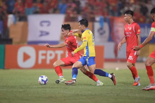 CAHN - Hà Nội FC: Nóng bỏng derby Thủ đô