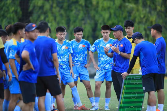 Điểm tin thể thao 27/5: U20 Việt Nam vào nhóm hạt giống số 2 ở vòng loại châu Á, VFF phạt nặng HLV Văn Sỹ Sơn và Nguyễn Hữu Tuấn