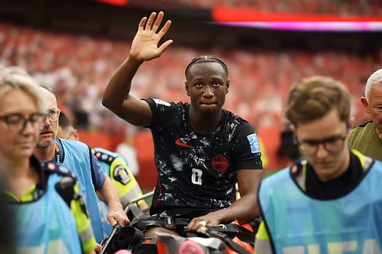 Điểm tin thể thao 25/6: FIFA phạt nặng cầu thủ Qatar làm gãy chân đối thủ, siêu máy tính dự đoán Đức thắng Ecuador