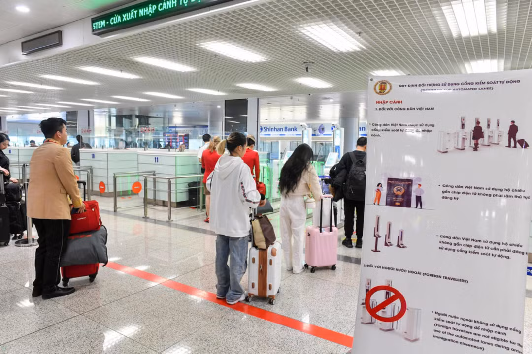 Nộp đủ thuế, được gỡ tạm hoãn xuất cảnh ngay theo quy định mới