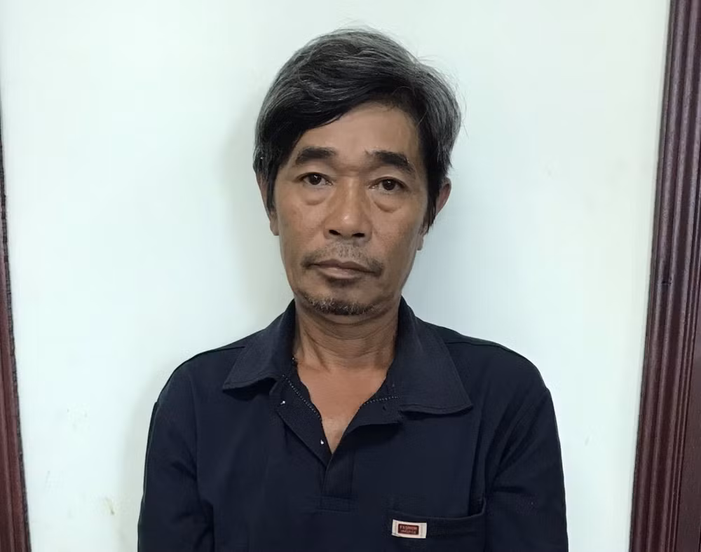 (Đối tượng Cao Đức Hanh tại cơ quan Công an)