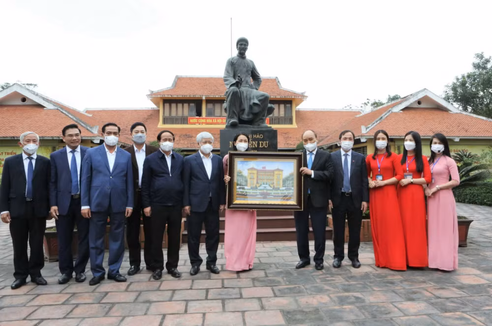 du lich ha tinh thich ung voi dieu kien binh thuong moi hinh 1