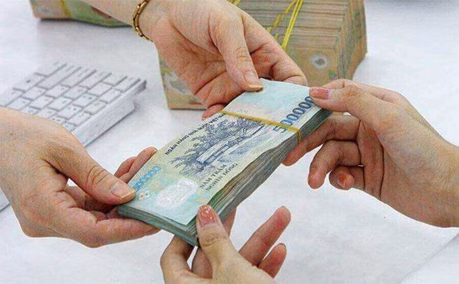 Người lao động nhận trợ cấp thất nghiệp tối đa 23,4 triệu đồng/tháng. Ảnh minh họa