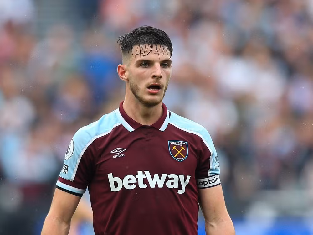 Declan Rice đang là cái tên 'hot' trên thị trường chuyển nhượng. Để có được Rice, các CLB phải chi ra 100 triệu bảng và thời điểm này, rất ít đội làm được điều đó. Ảnh: Goal