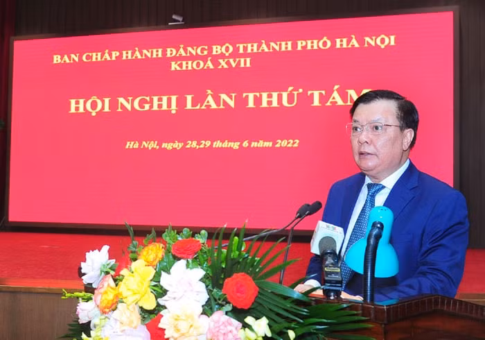 Bí thư Thành ủy Đinh Tiến Dũng phát biểu khai mạc Hội nghị