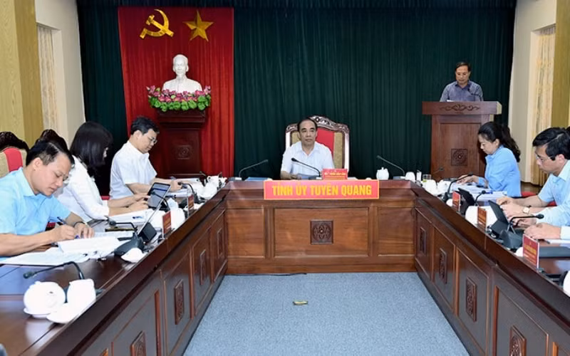 Ngày 28/6, Ban Thường vụ Tỉnh ủy Tuyên Quang tổ chức Hội nghị công bố Quyết định về việc thành lập Ban Chỉ đạo phòng, chống tham nhũng, tiêu cực tỉnh Tuyên Quang.