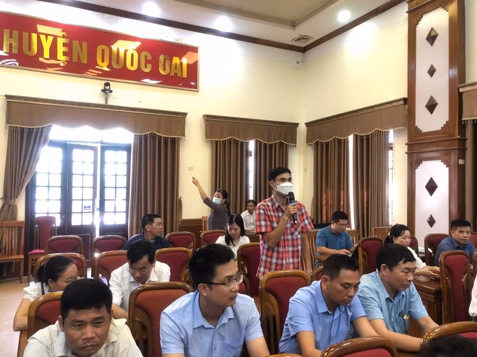 Cử tri huyện Quốc Oai kiến nghị tại buổi tiếp xúc với đại biểu Quốc hội