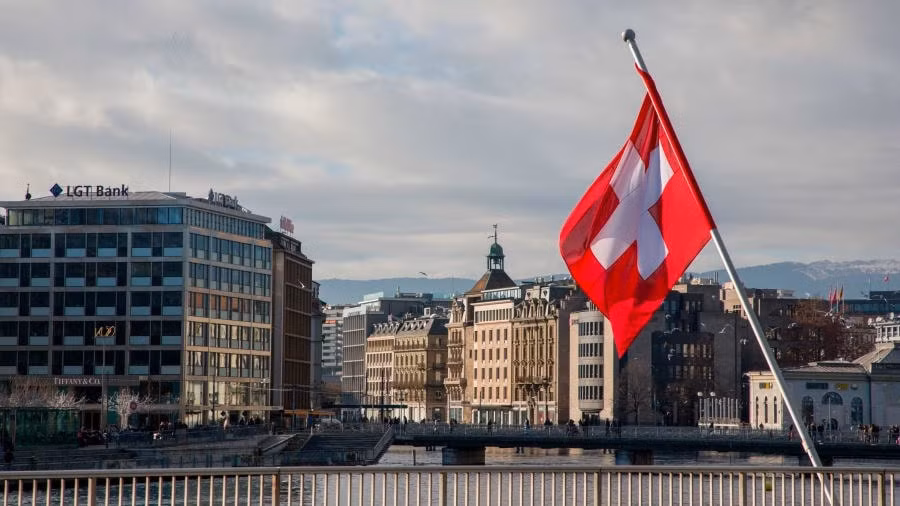  6. Geneva, Thụy Sĩ: Thành phố lớn thứ hai của Thụy Sĩ là nơi đặt trụ sở của Hội Chữ thập đỏ cũng như nhiều công viên, hồ nước và không gian ngoài trời.