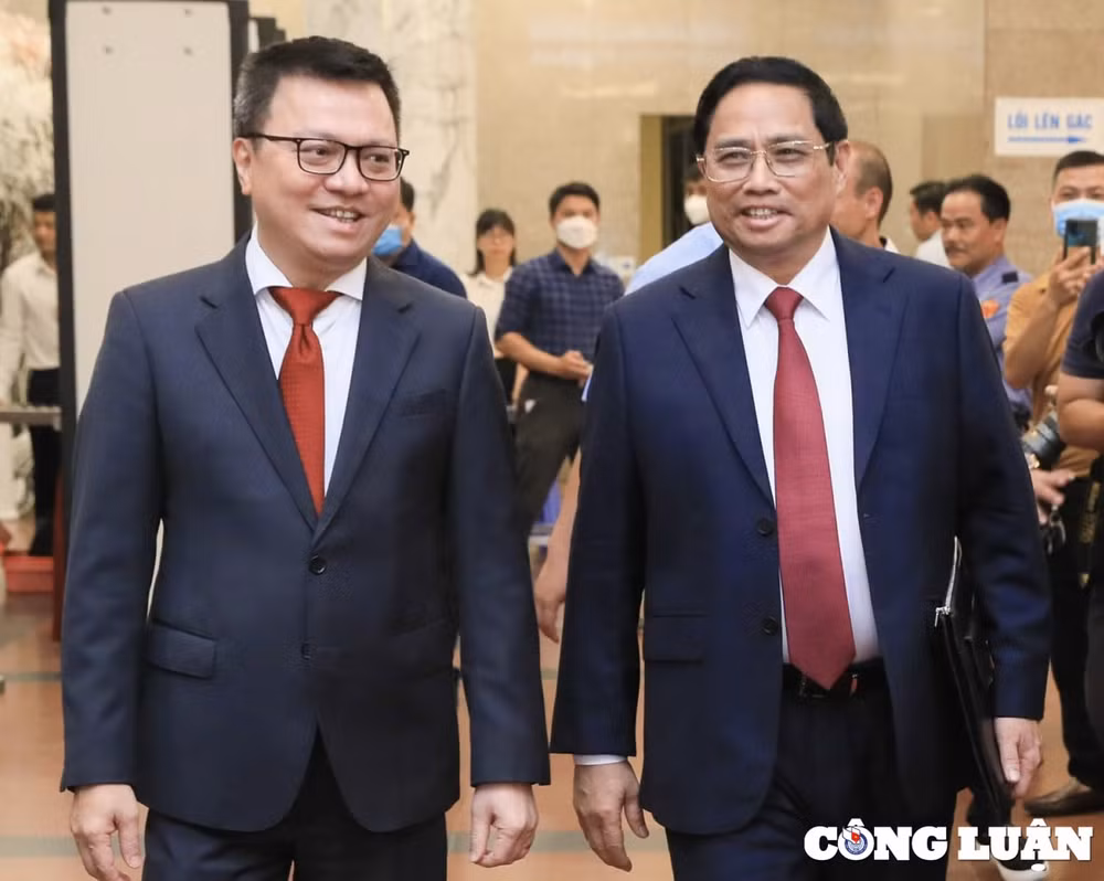 thu tuong pham minh chinh du le trao giai bao chi quoc gia lan thu xvi nam 2021 hinh 1