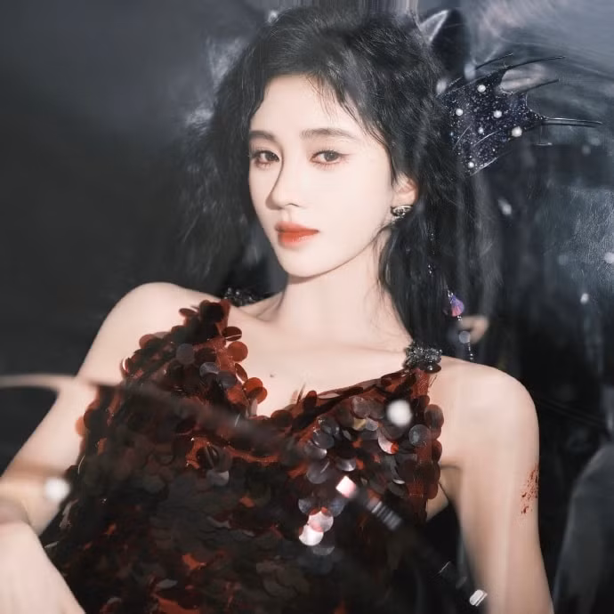 cuc tinh y tung bo anh moi day goi cam cac fan het loi khen ngoi hinh 8