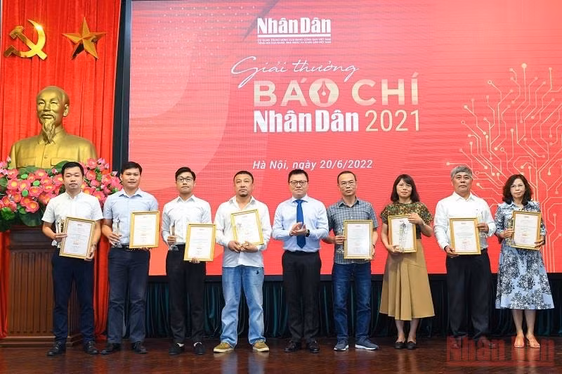 bao nhan dan tiep tuc no luc hoan thanh tot su menh tuyen truyen chinh sach cua dang nha nuoc hinh 3